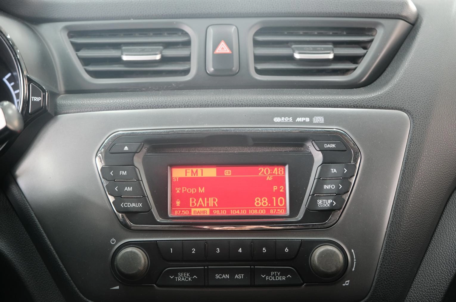 KIA Rio 13 из 22