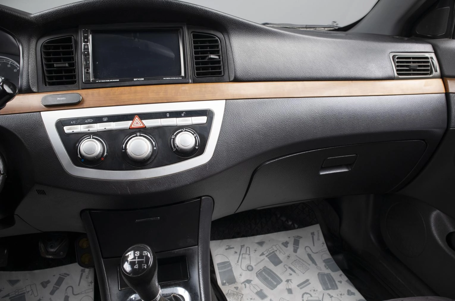 LIFAN Solano 9 из 16