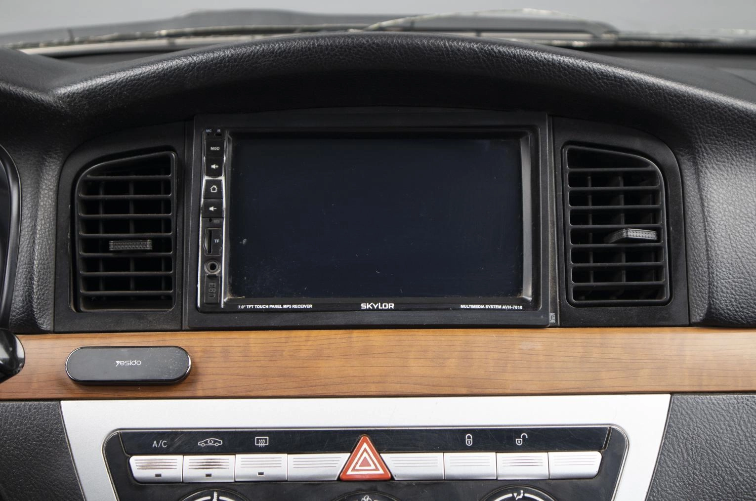 LIFAN Solano 10 из 16