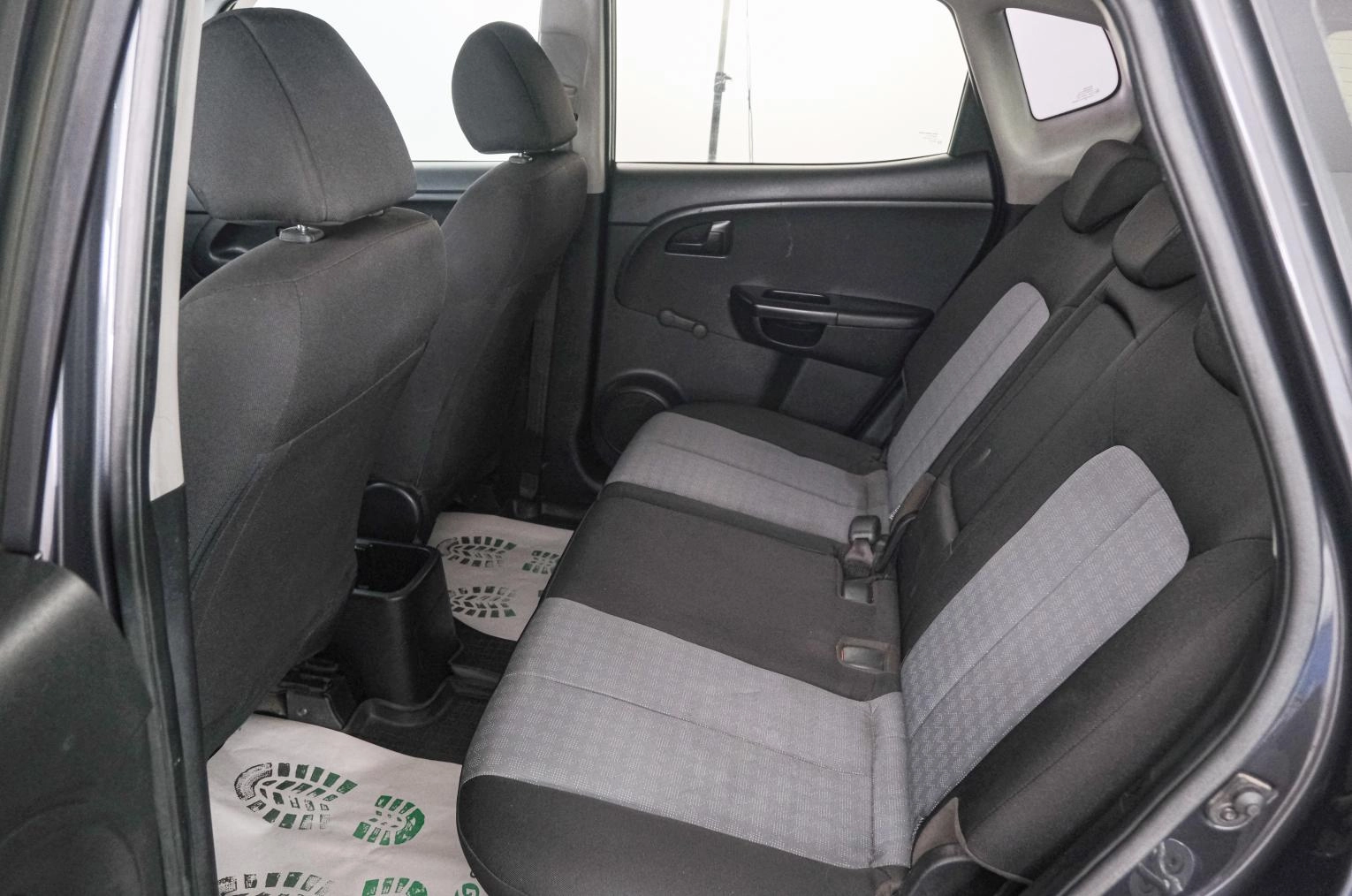 KIA Venga 18 из 20