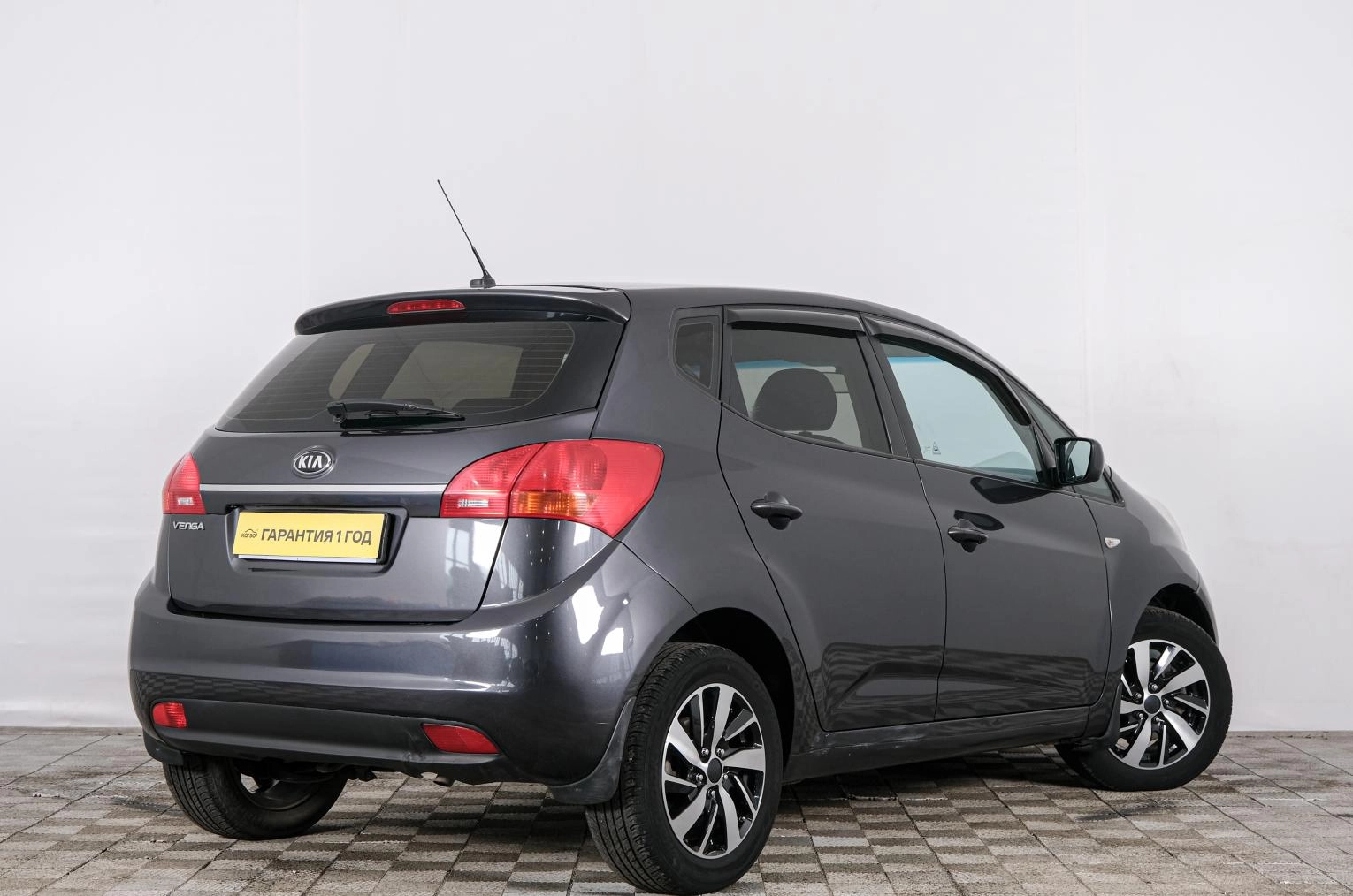 KIA Venga 6 из 20
