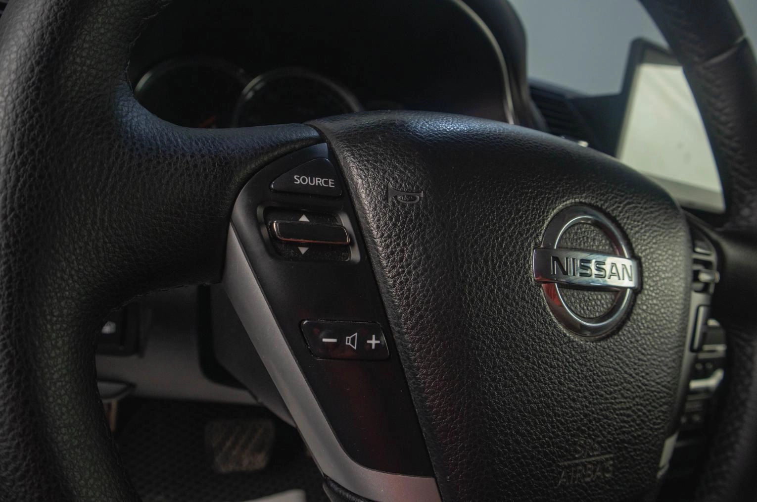 Nissan Teana 9 из 18