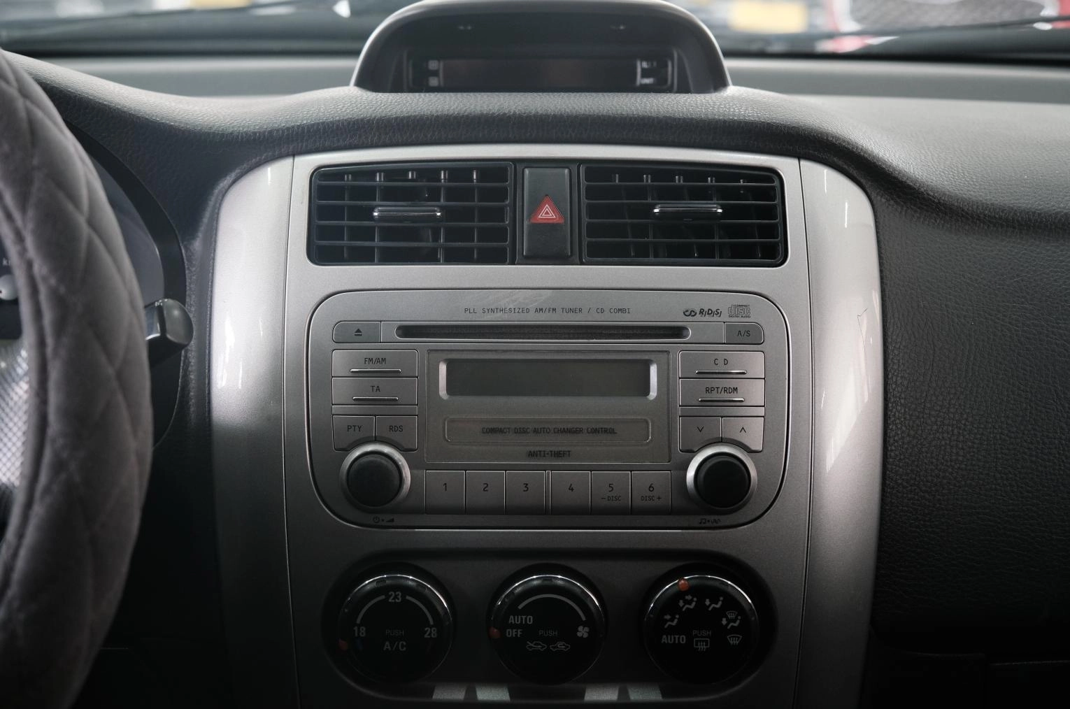 Suzuki Liana 15 из 23