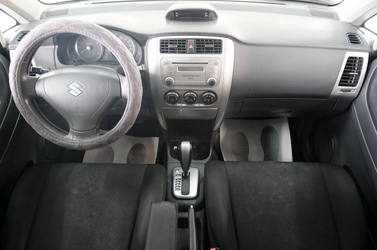 Suzuki Liana 13 из 23