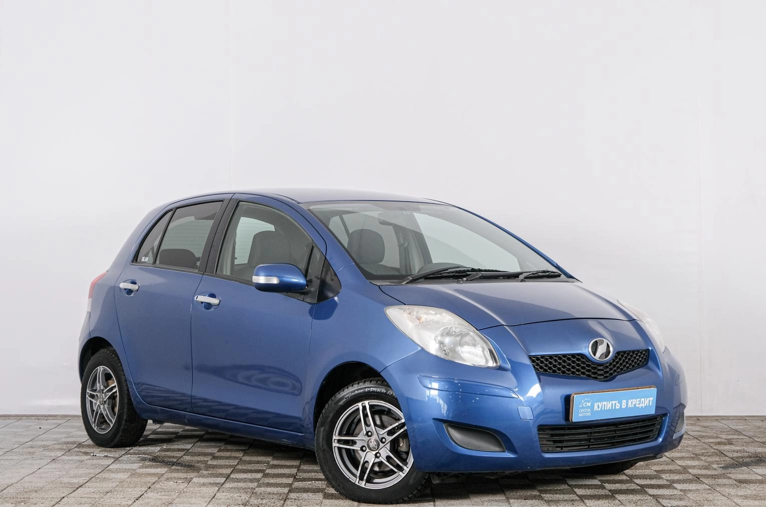 Toyota Vitz 1 из 21