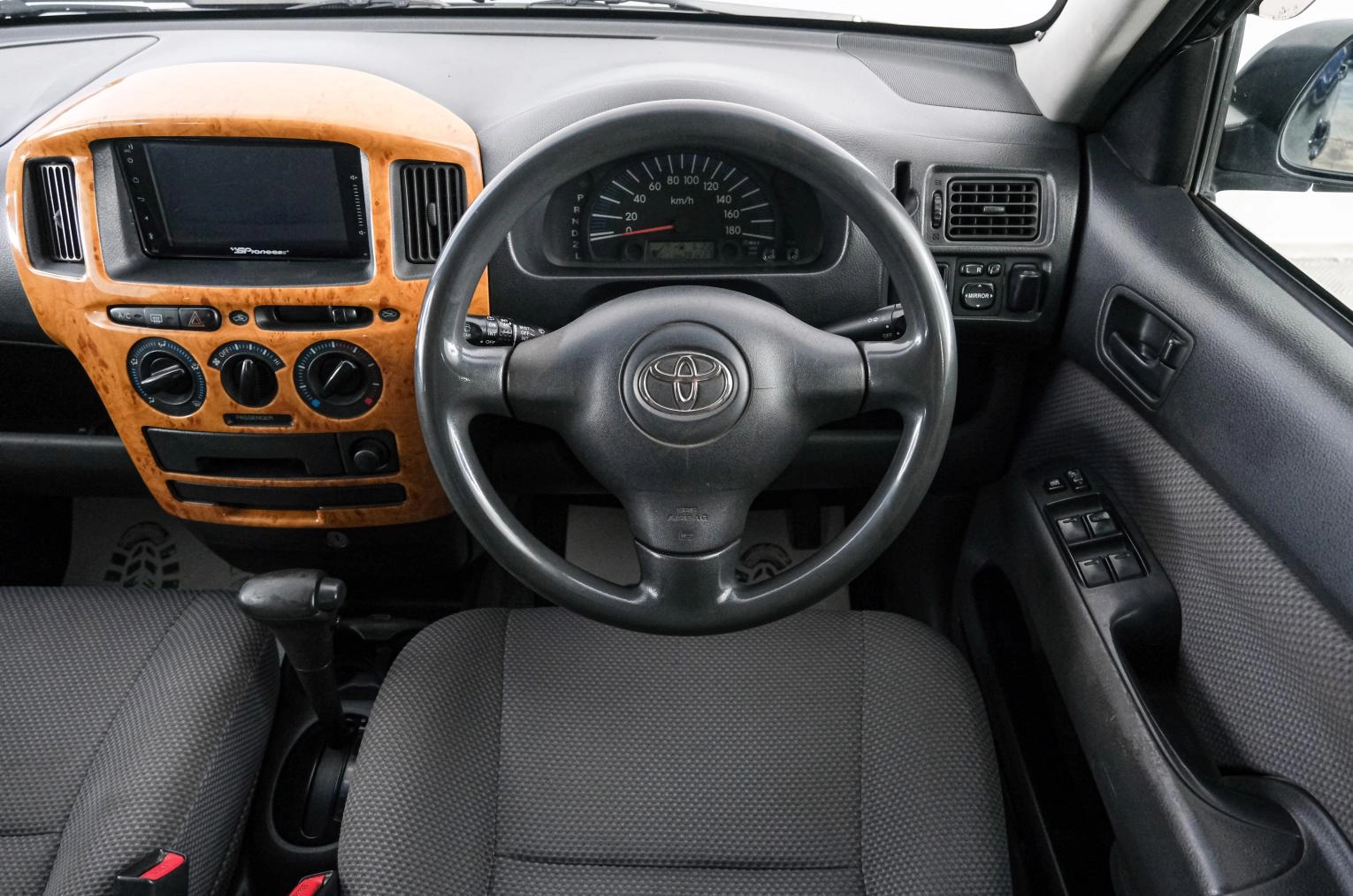 Toyota Succeed 14 из 21