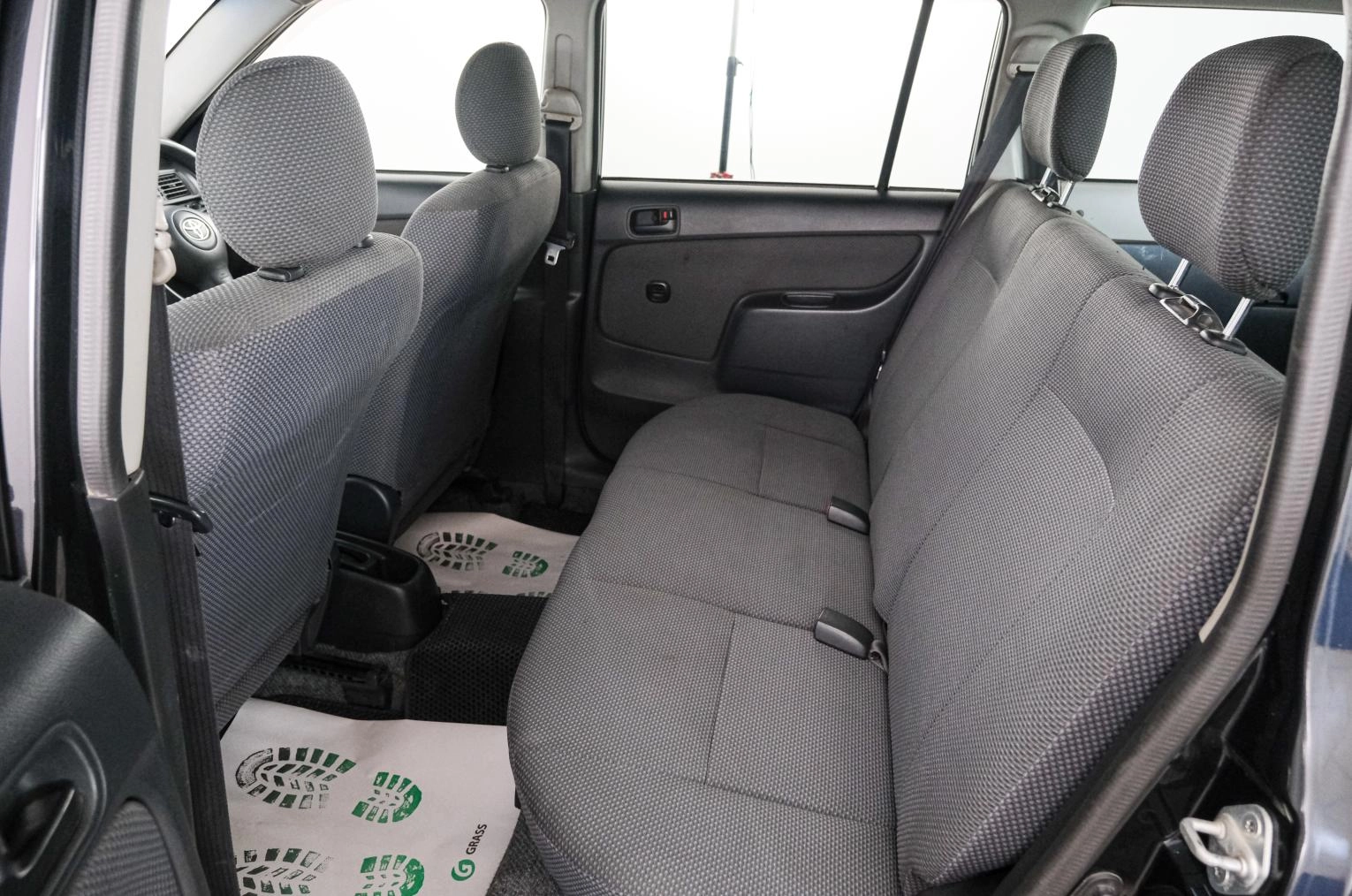 Toyota Succeed 19 из 21