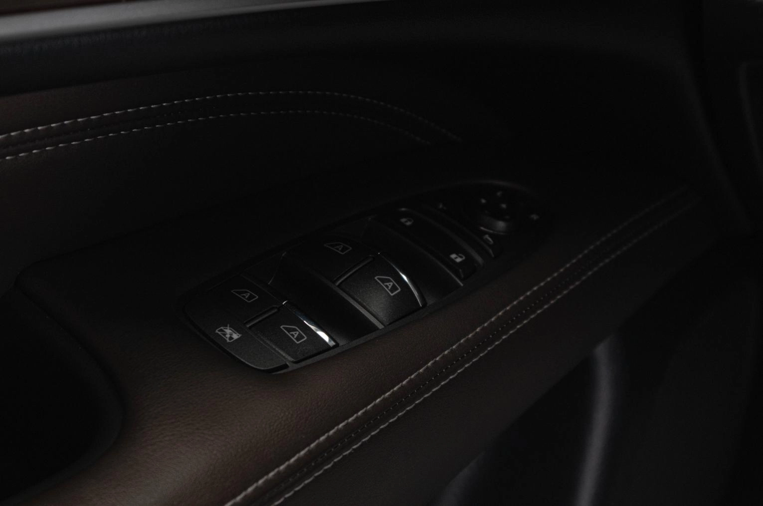 Infiniti QX60 9 из 22
