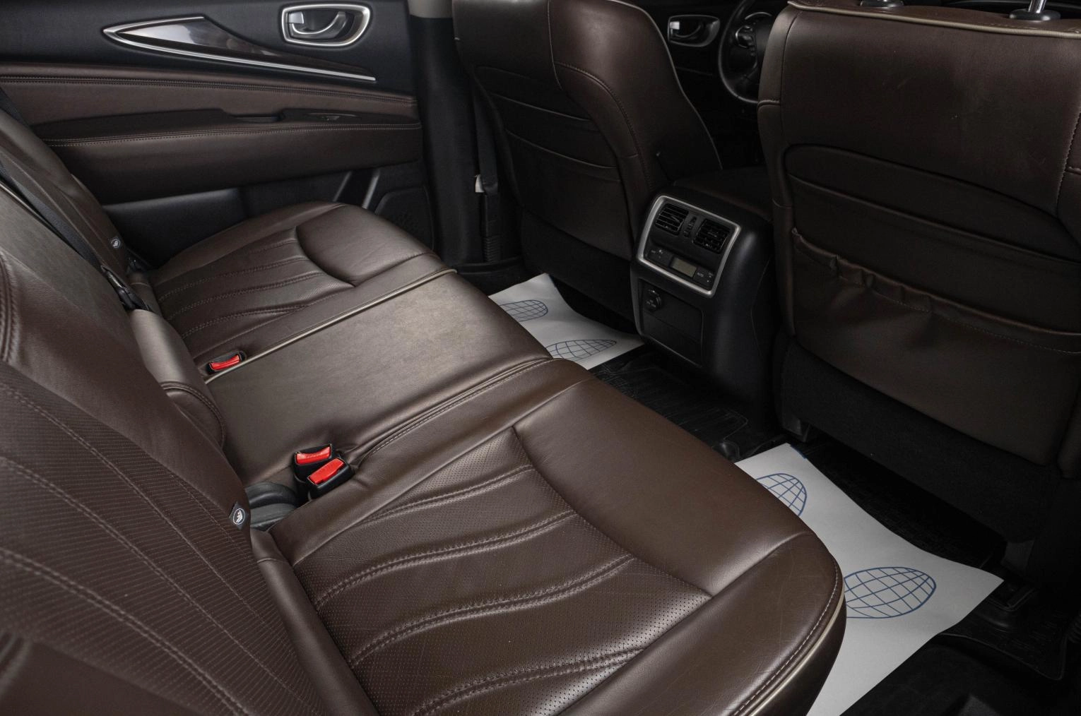 Infiniti QX60 21 из 22