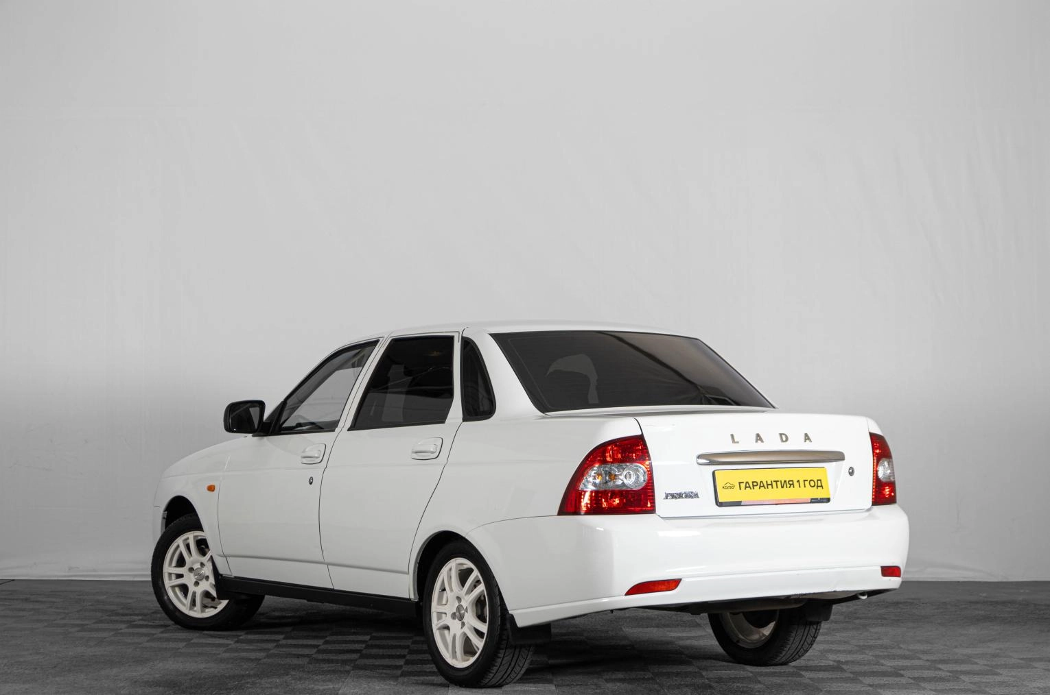 ВАЗ (LADA) Priora 6 из 17
