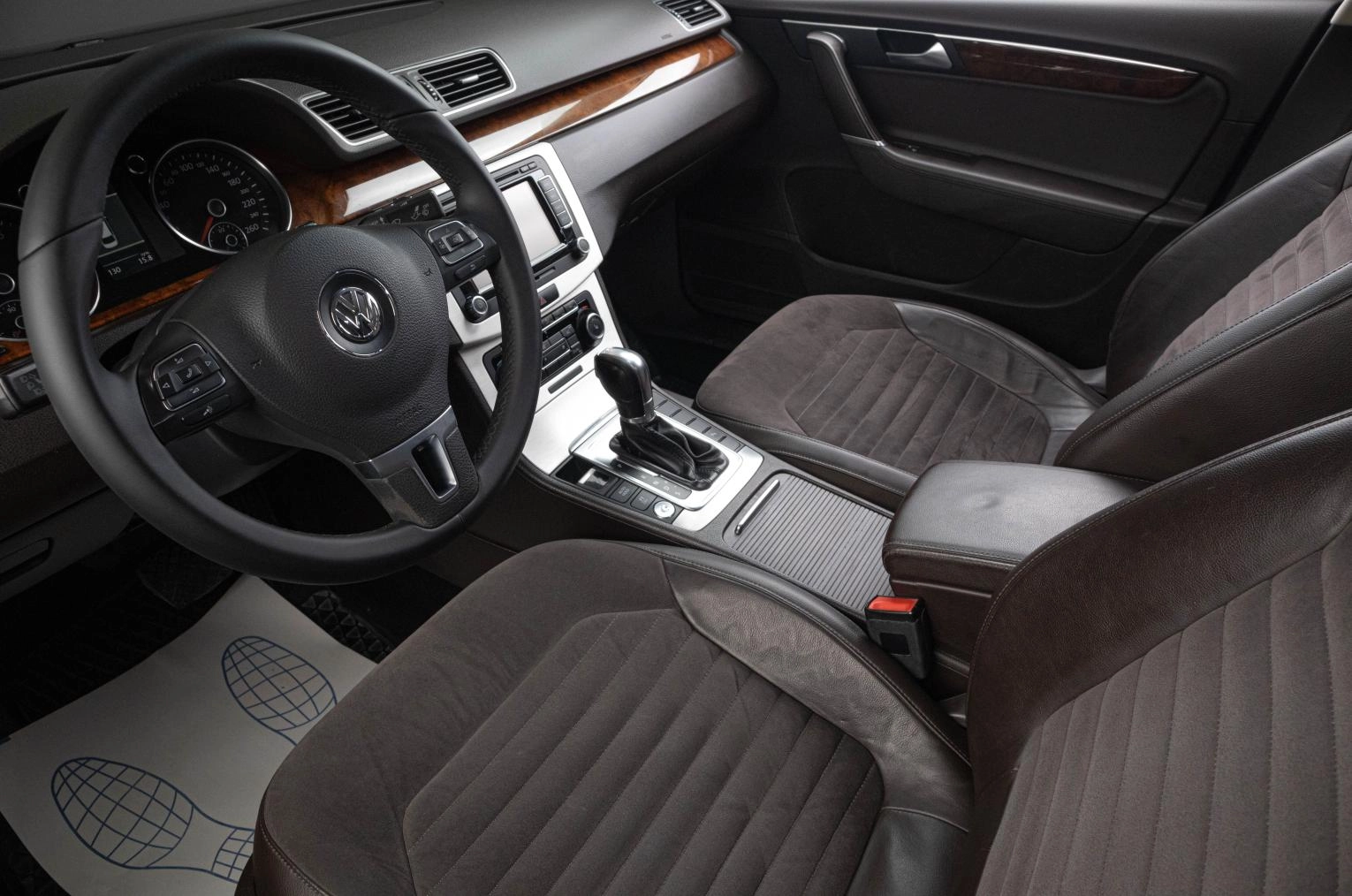 Volkswagen Passat 8 из 19