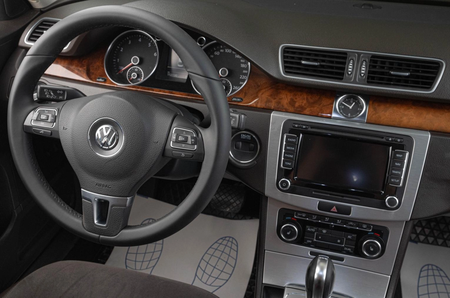 Volkswagen Passat 16 из 19