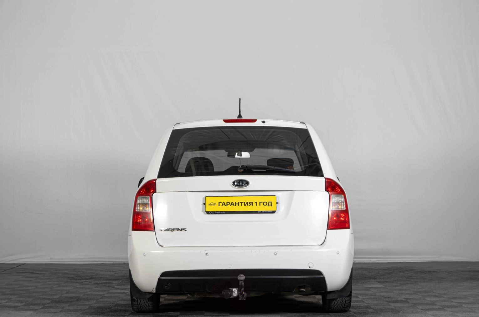 KIA Carens 5 из 17