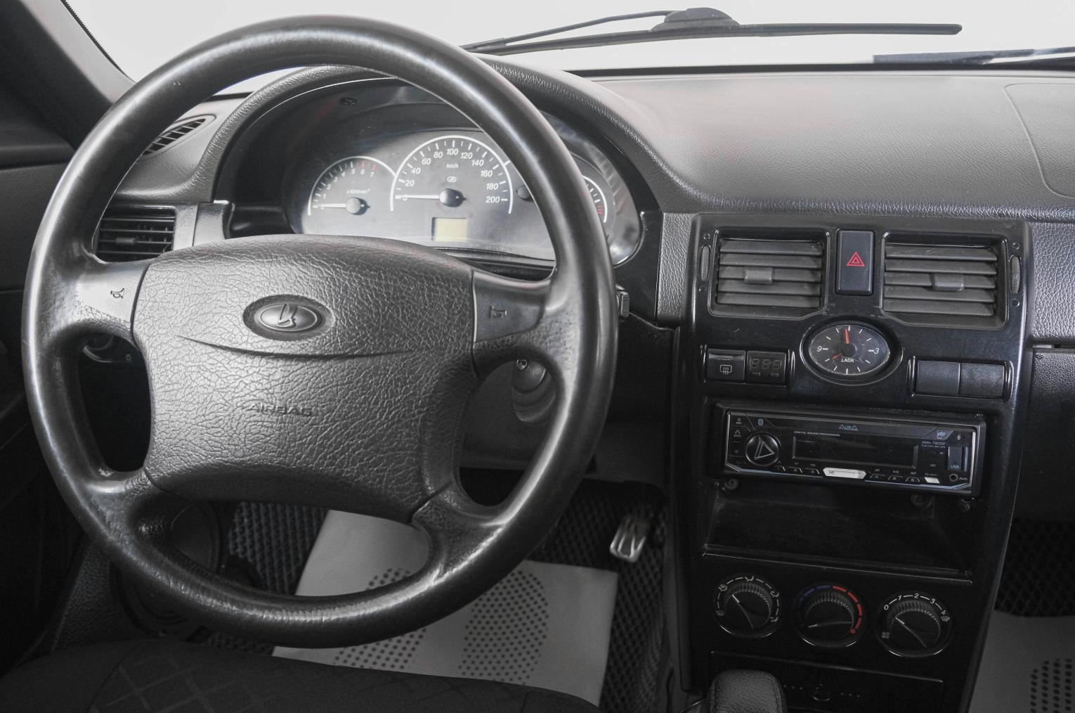 ВАЗ (LADA) Priora 12 из 20