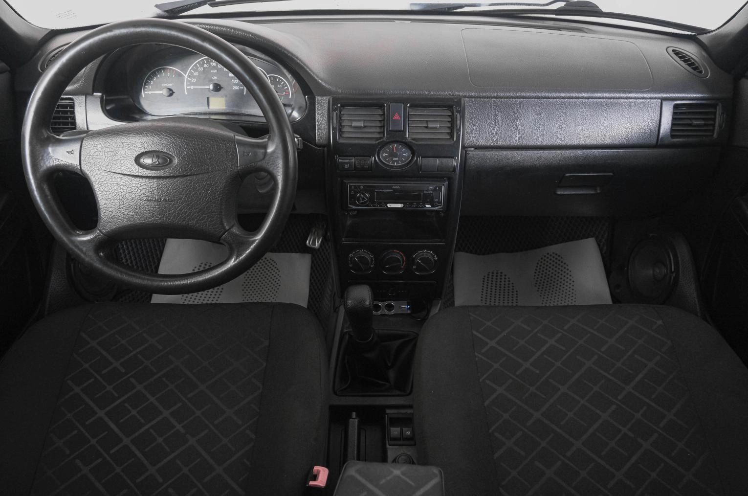 ВАЗ (LADA) Priora 13 из 20