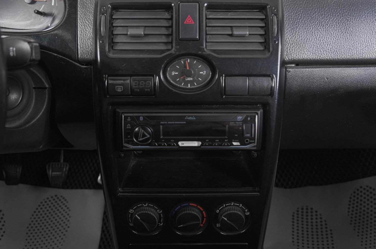 ВАЗ (LADA) Priora 16 из 20