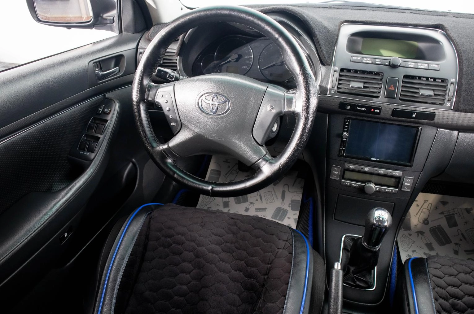 Toyota Avensis 17 из 27