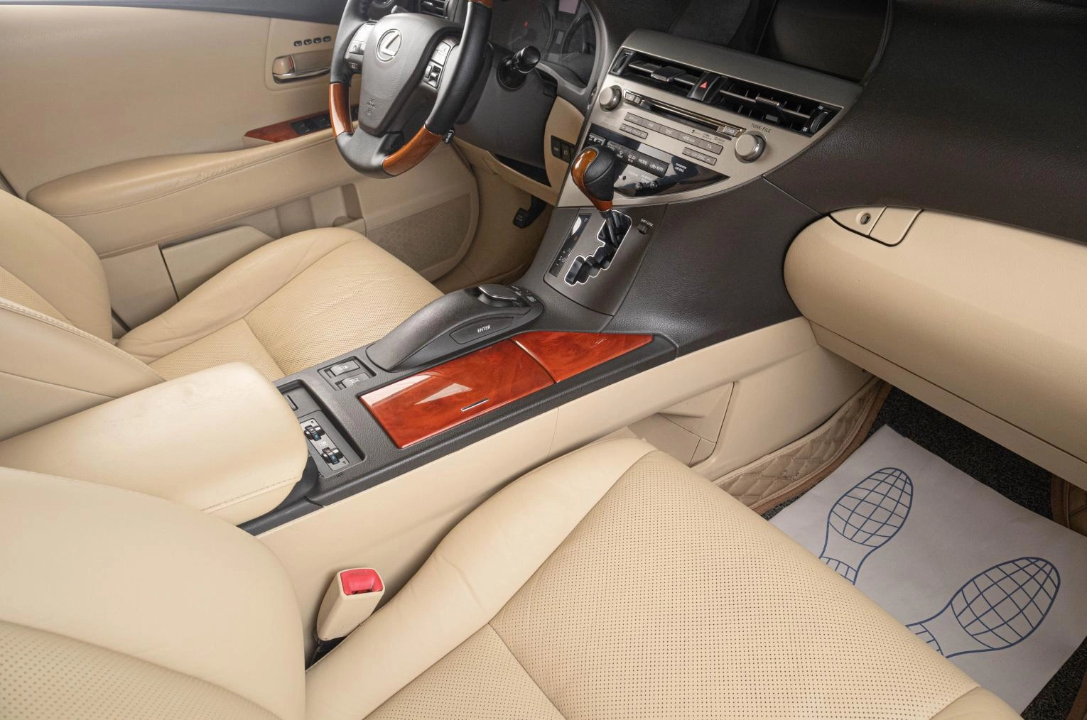 Lexus RX 16 из 18