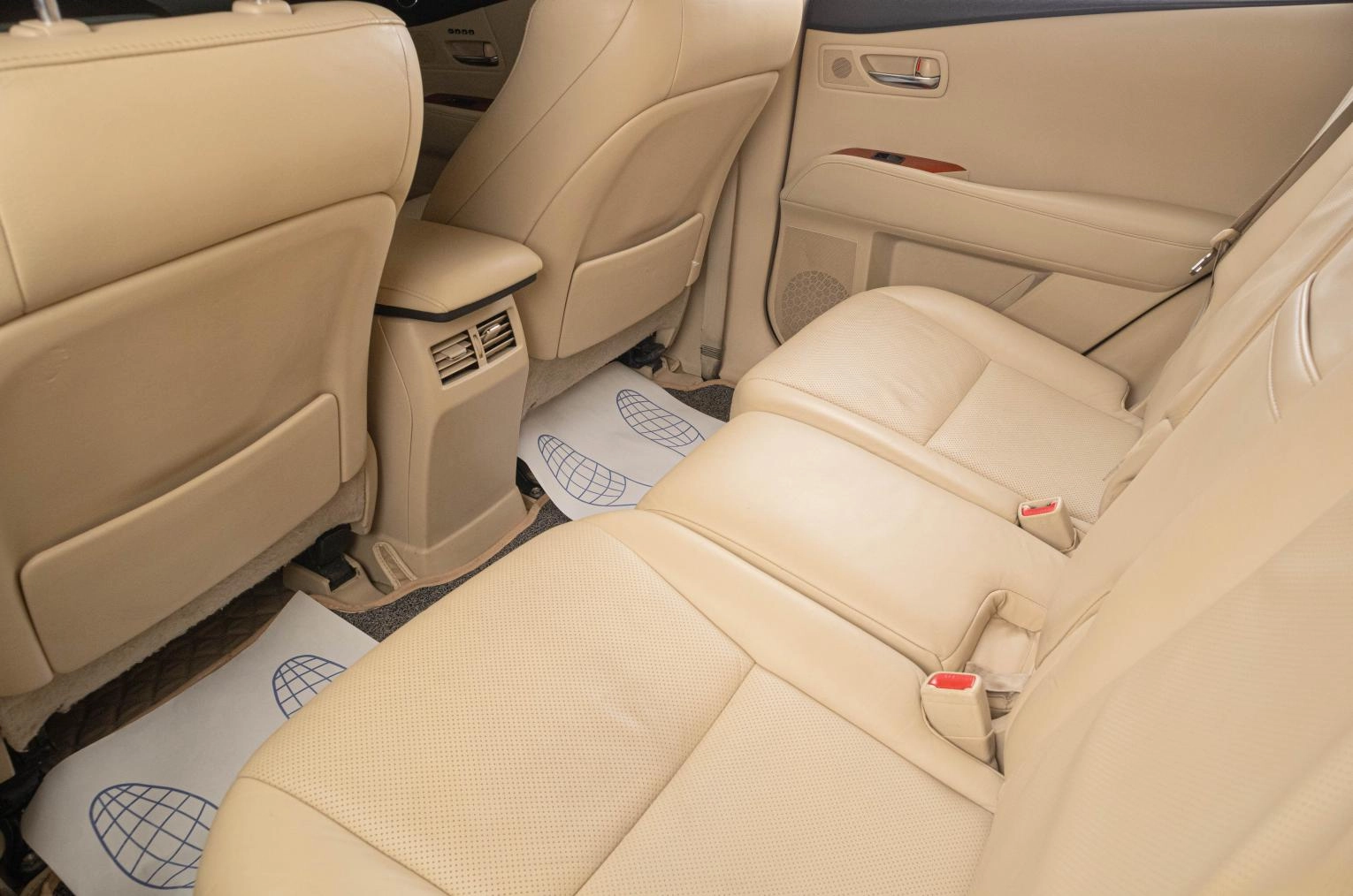 Lexus RX 18 из 18