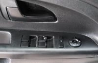 KIA Venga 8 из 25