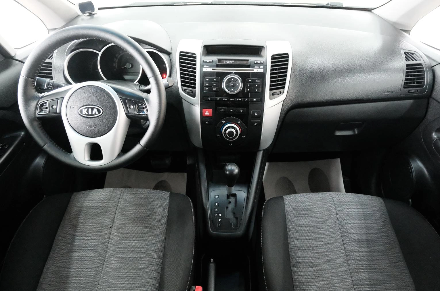 KIA Venga 11 из 25