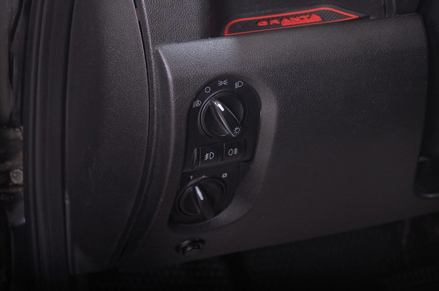 ВАЗ (LADA) Granta 13 из 19