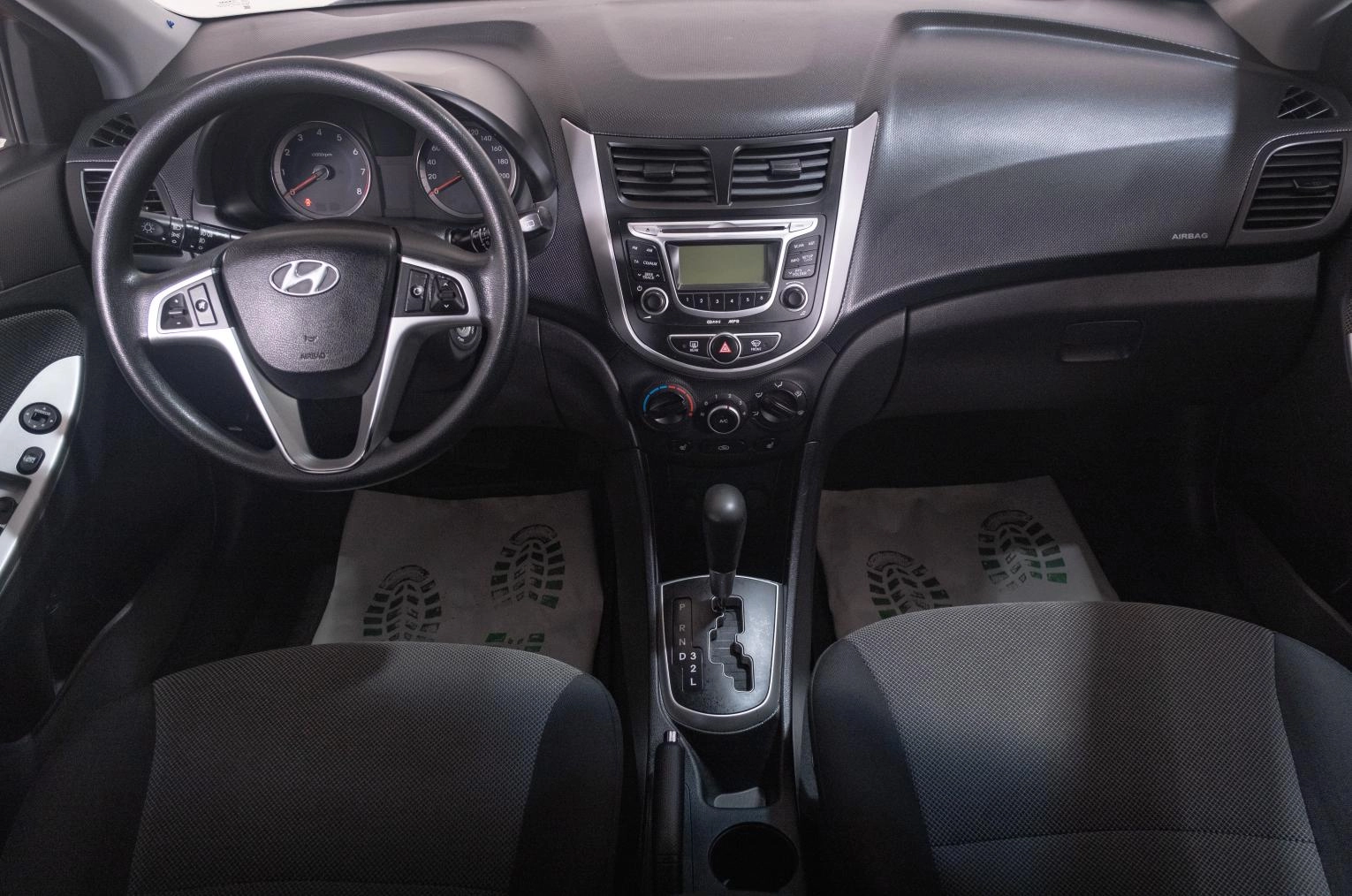 Hyundai Solaris 9 из 20