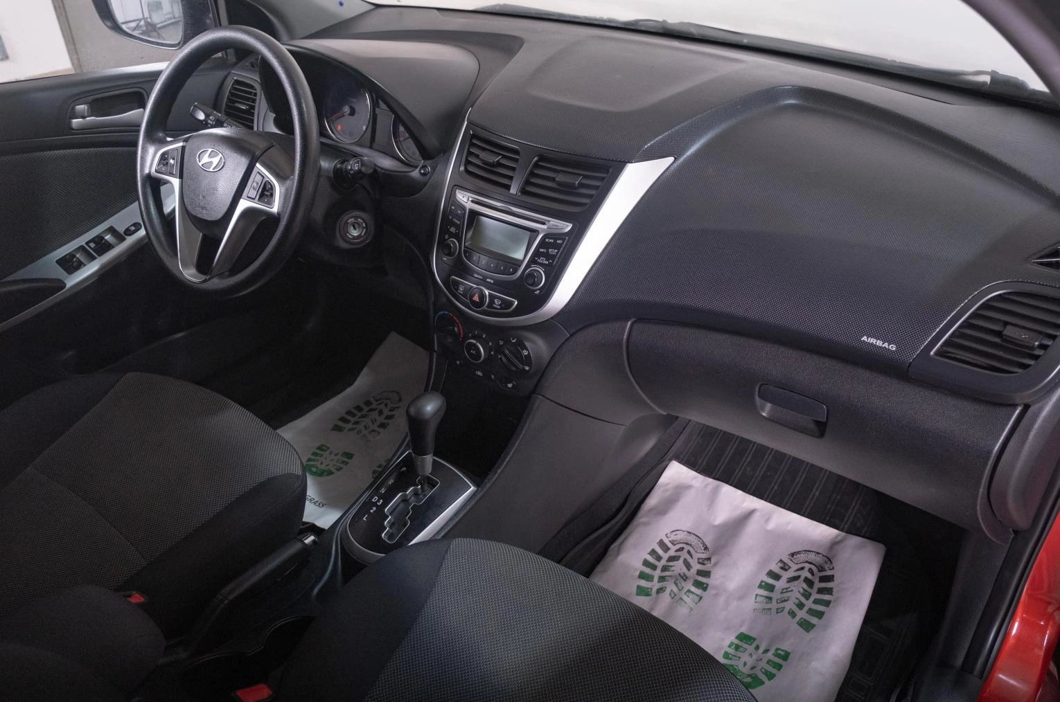 Hyundai Solaris 16 из 20