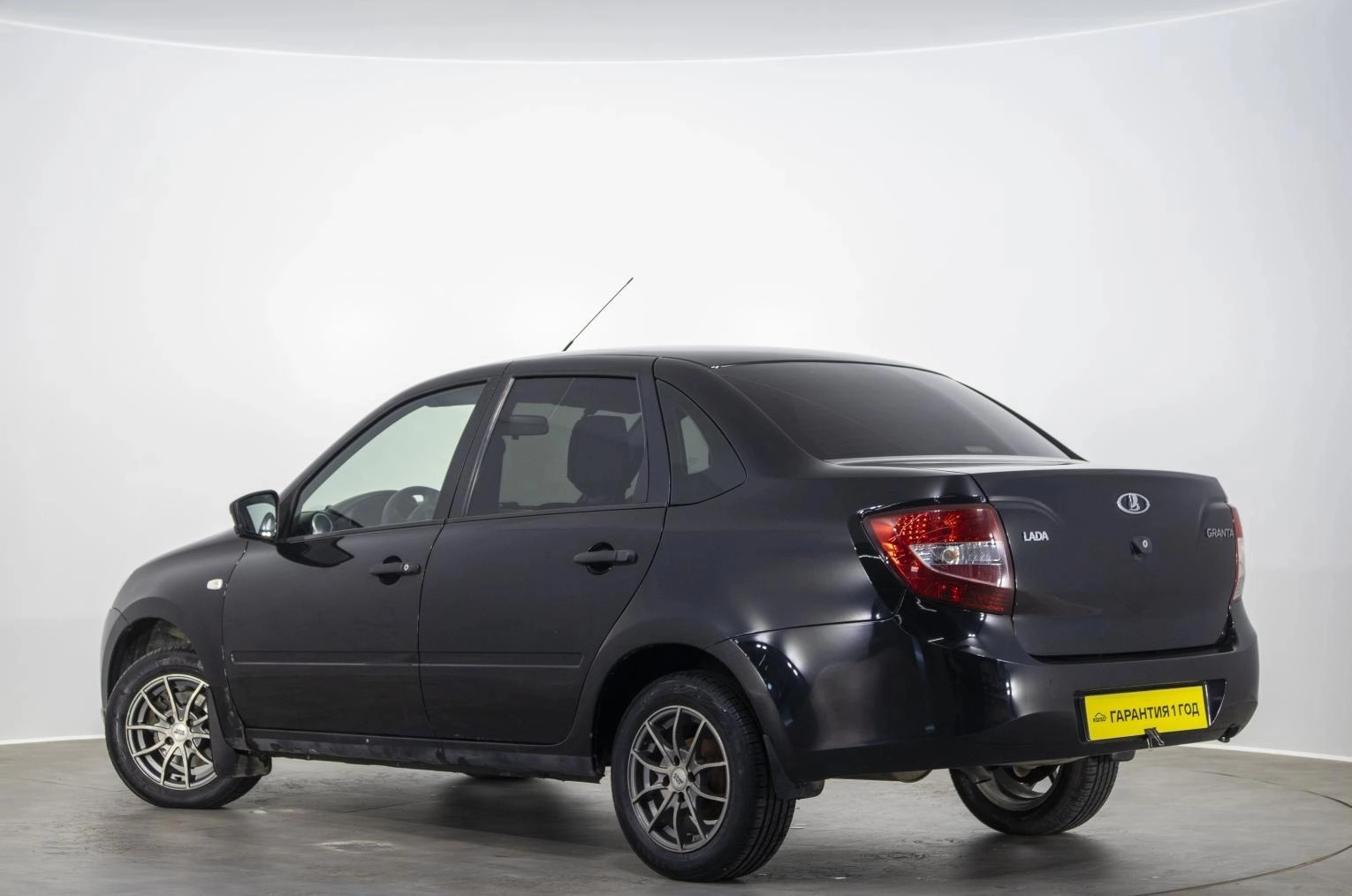 ВАЗ (LADA) Granta 10 из 29
