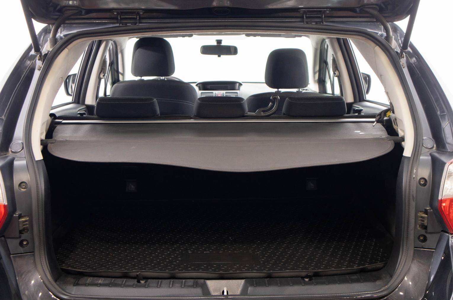 Subaru XV 25 из 25