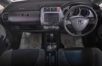 Honda Fit 9 из 18