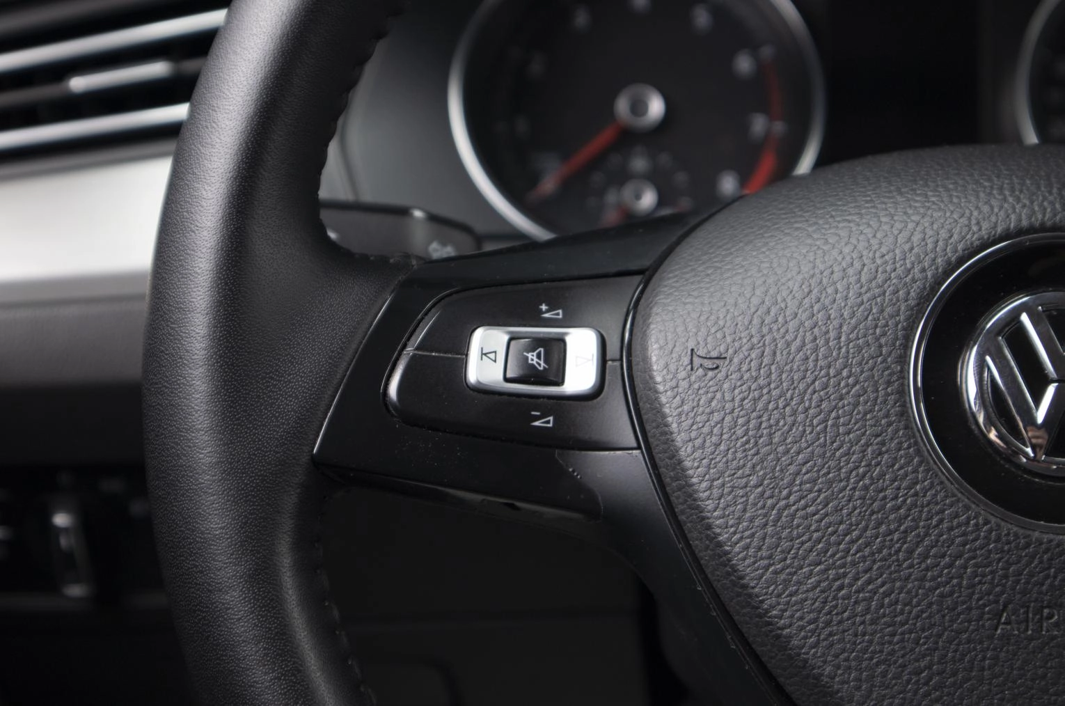 Volkswagen Passat 10 из 22