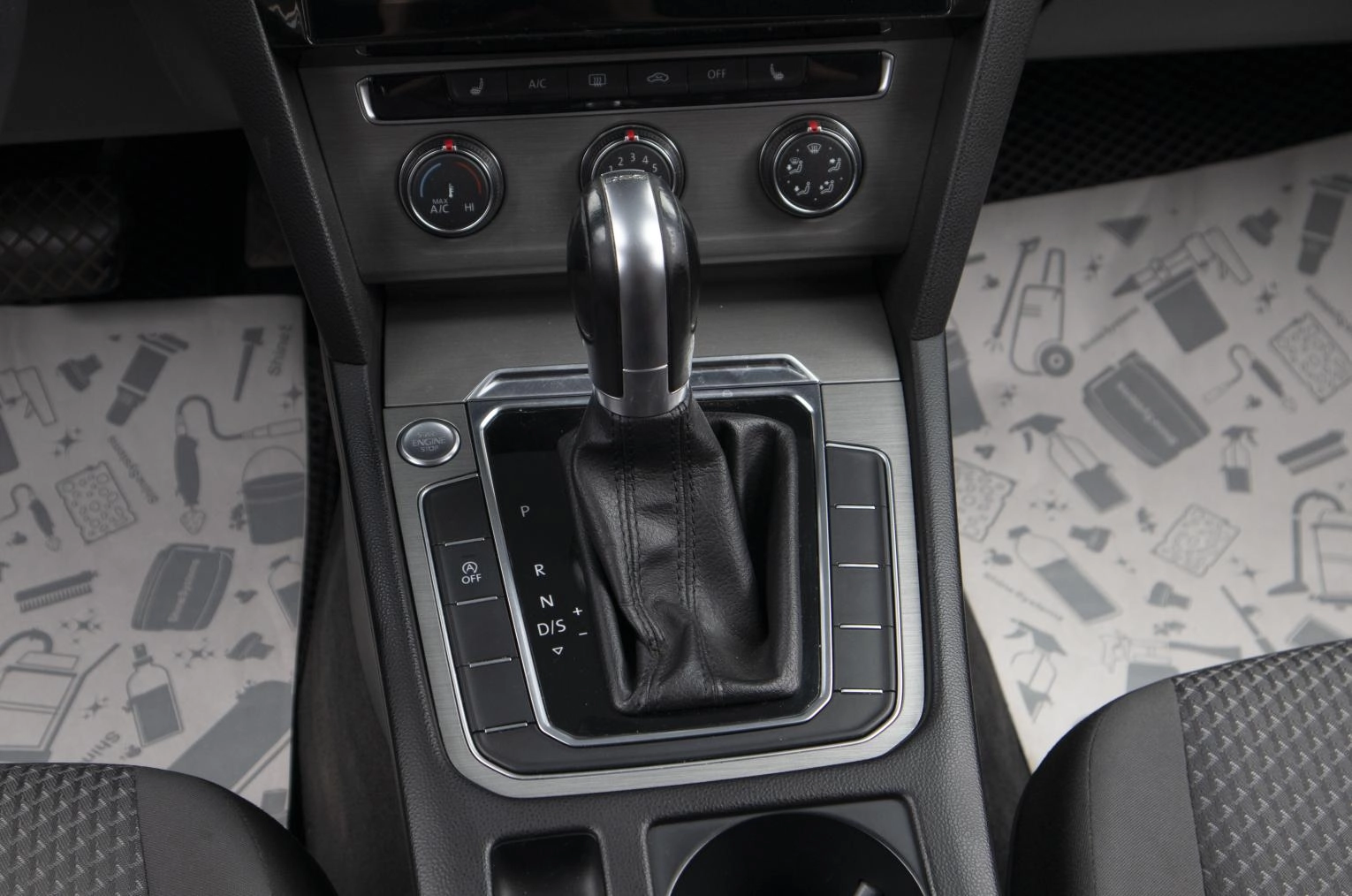 Volkswagen Passat 15 из 22
