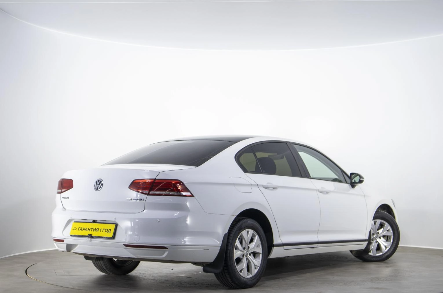 Volkswagen Passat 4 из 22