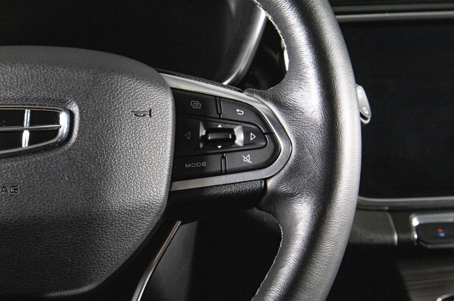 Geely Atlas Pro 13 из 20