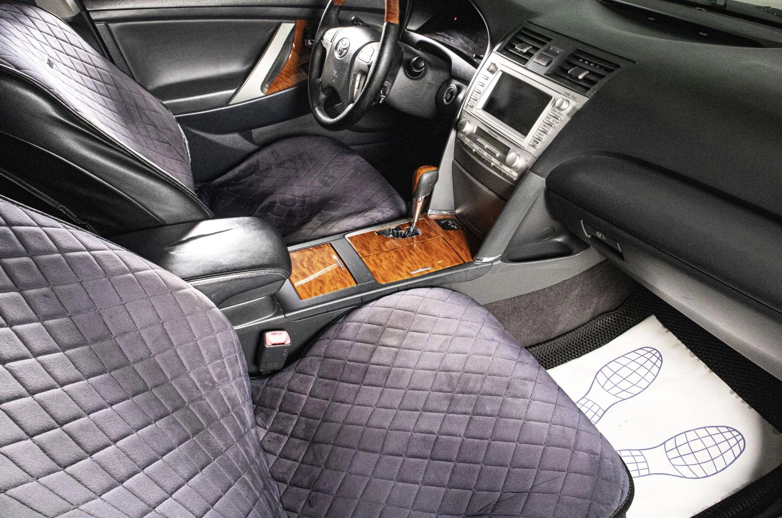 Toyota Camry 10 из 19