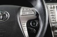 Toyota Camry 13 из 19