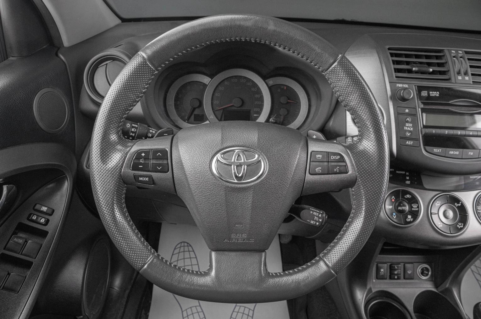 Toyota RAV4 11 из 19