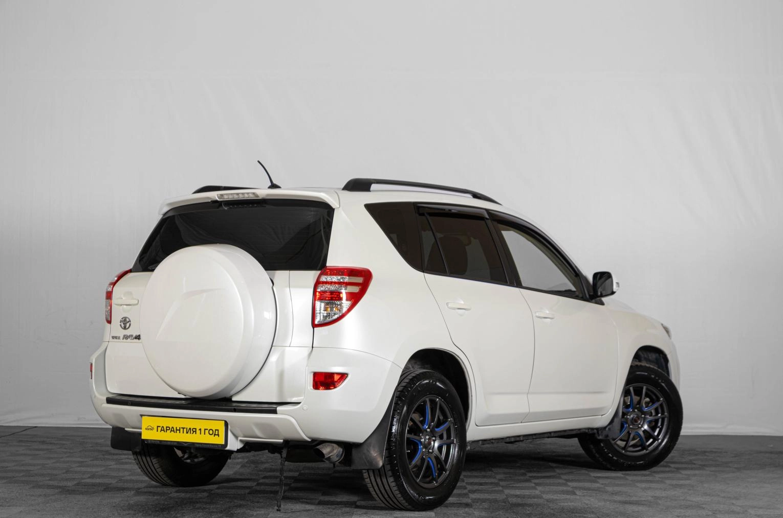 Toyota RAV4 4 из 19