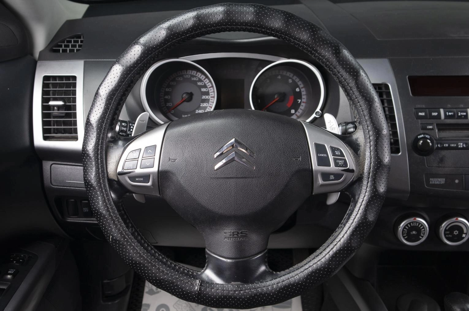 Citroen C-Crosser 14 из 39