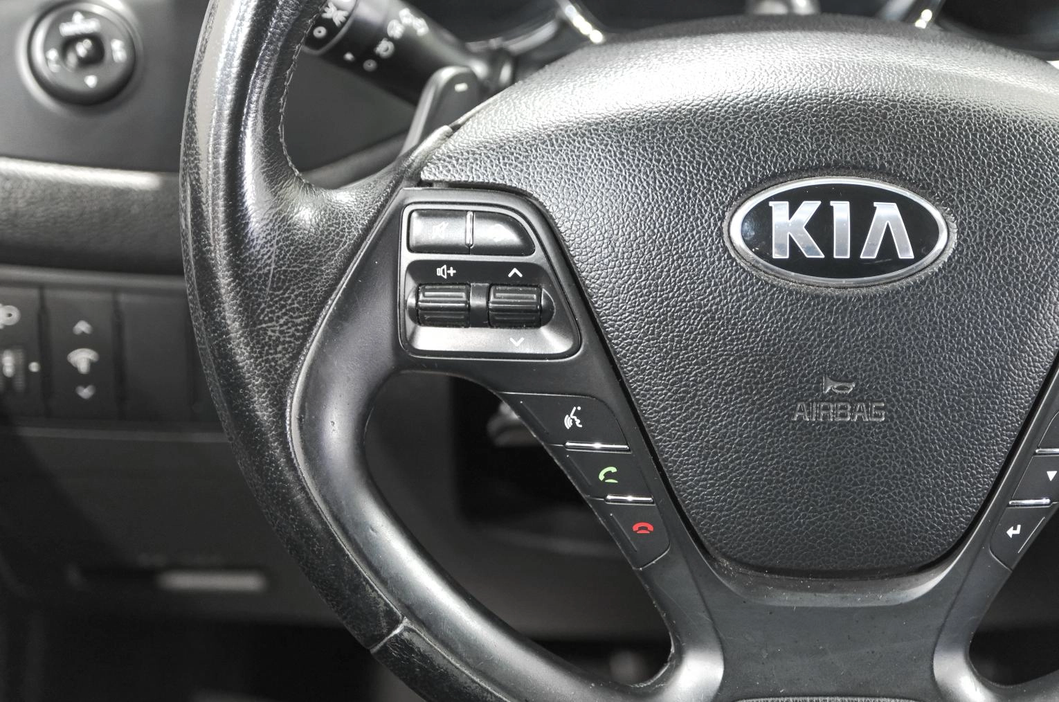 KIA cee'd 12 из 23