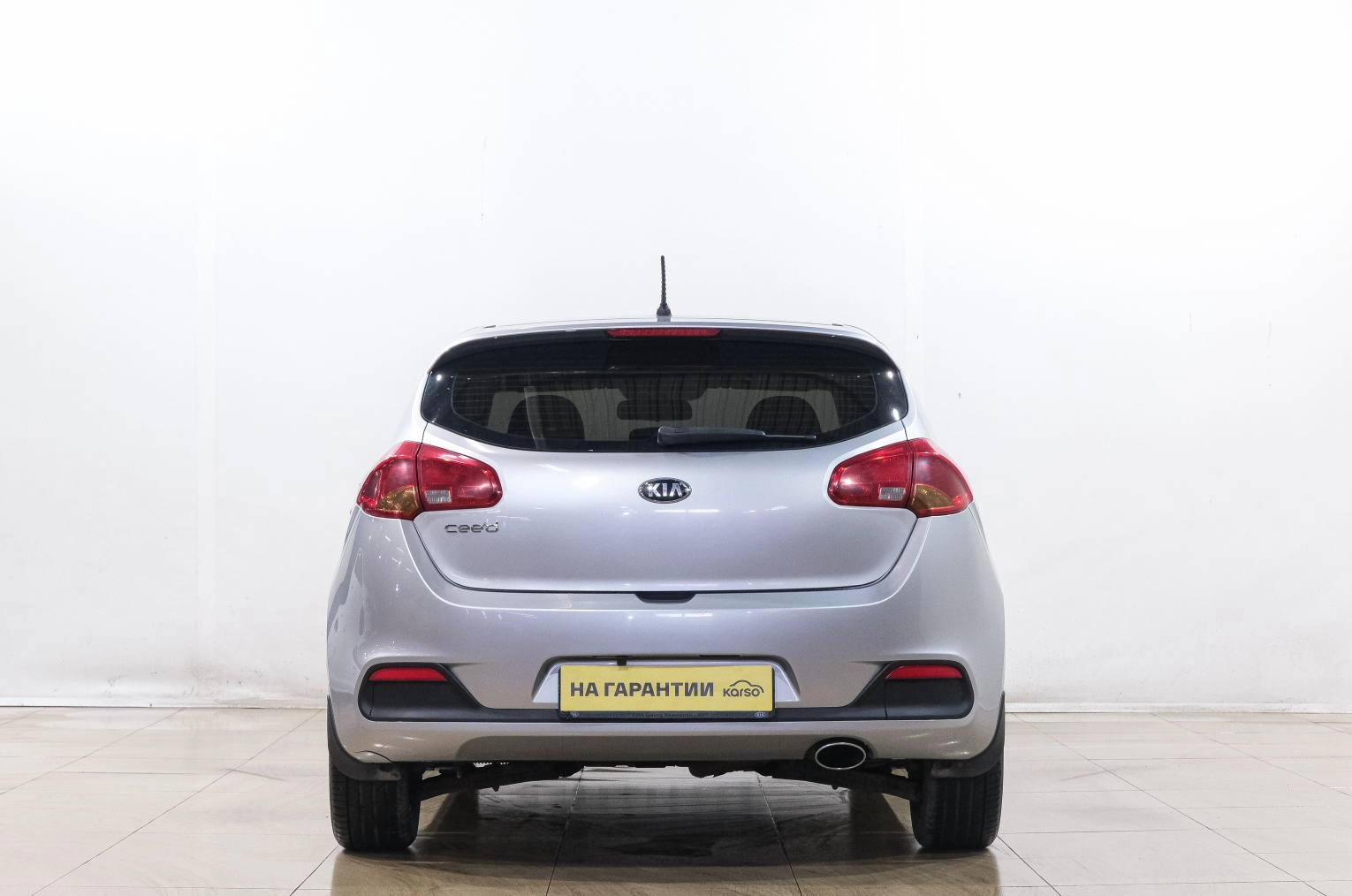 KIA cee'd 5 из 23