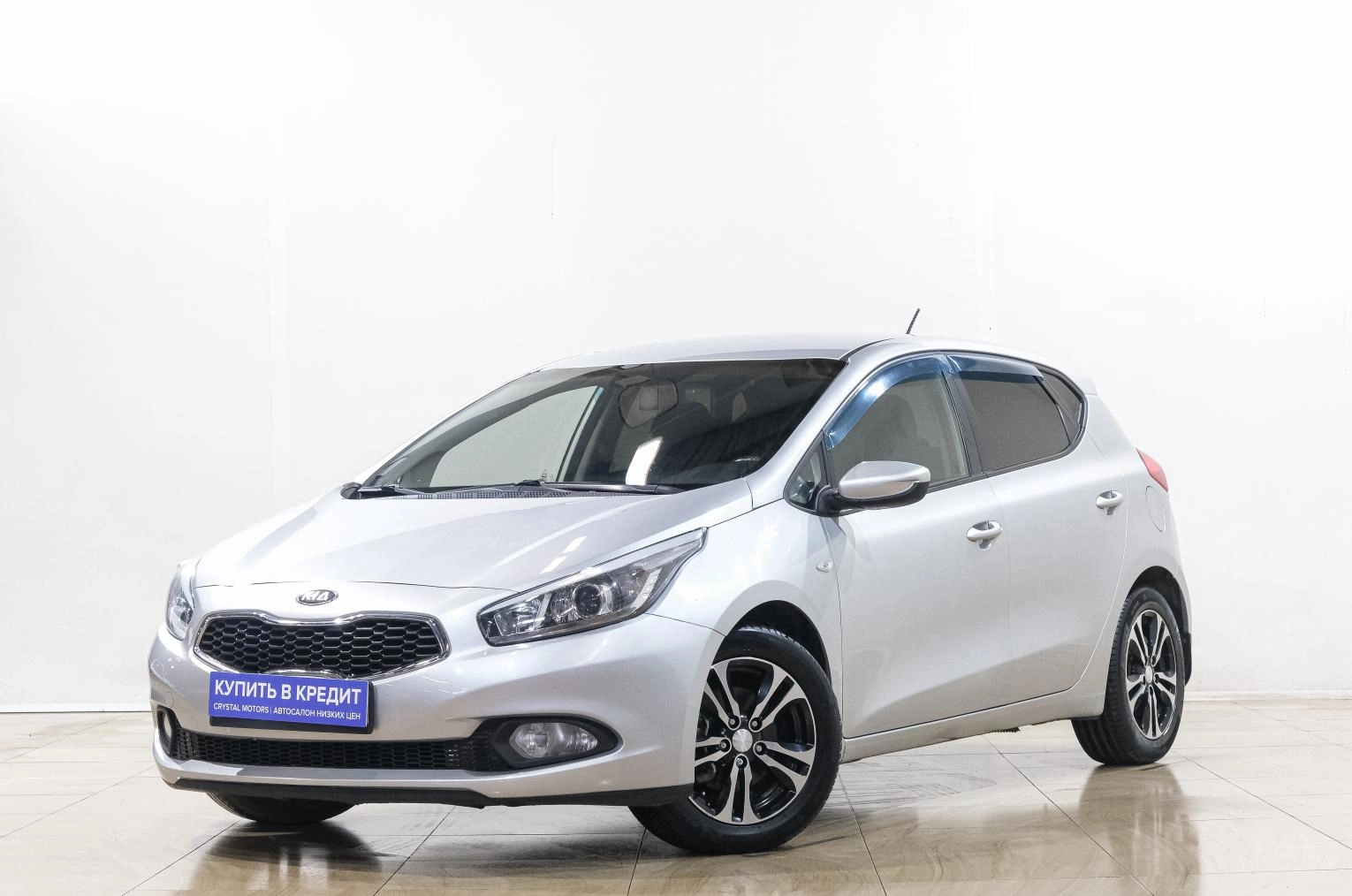 KIA cee'd 3 из 23