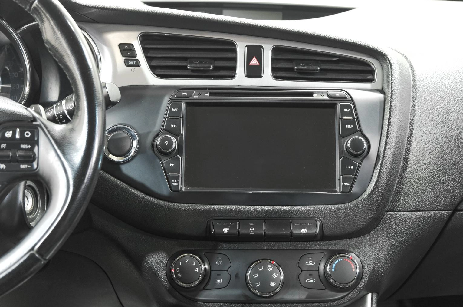 KIA cee'd 15 из 23