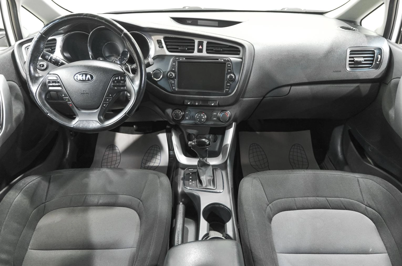 KIA cee'd 21 из 23