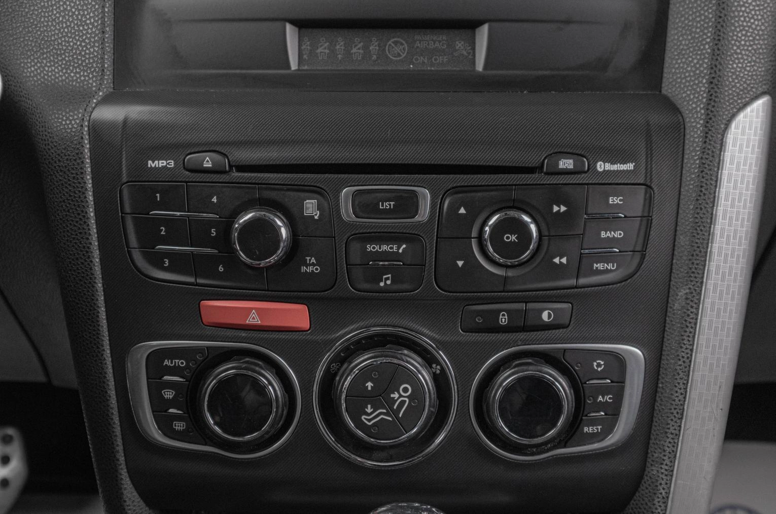 Citroen DS4 14 из 19