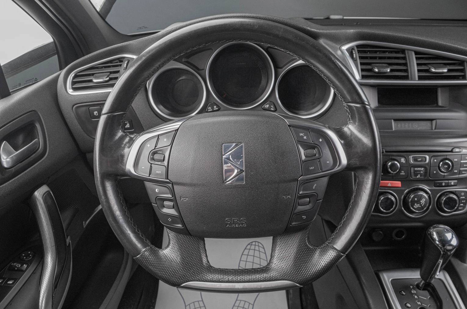 Citroen DS4 12 из 19