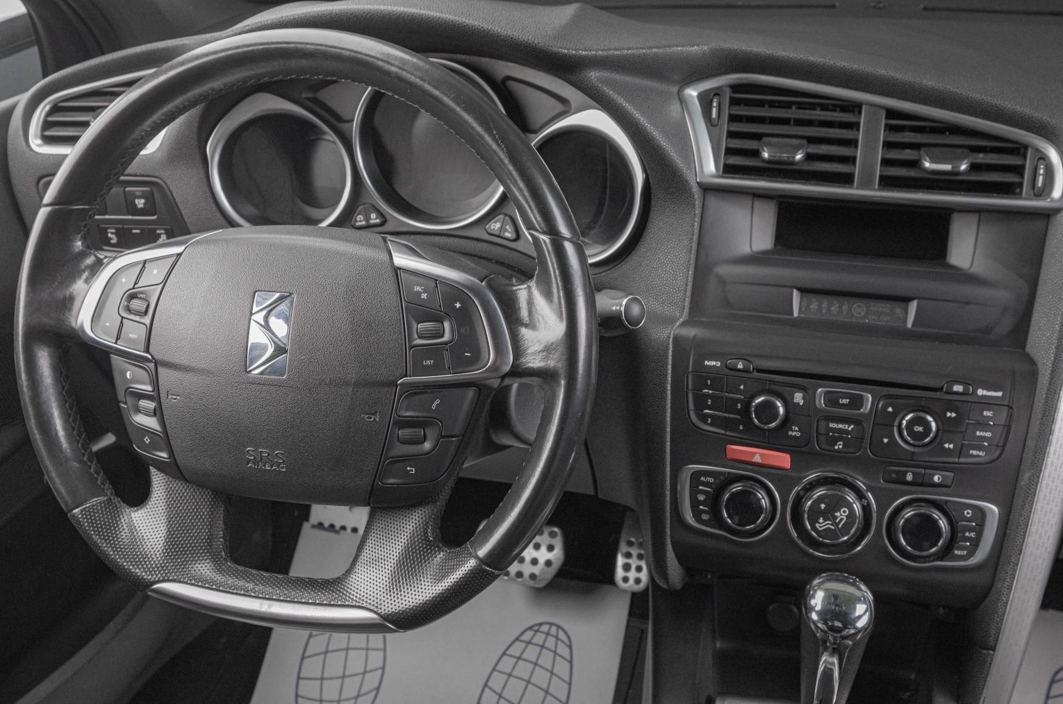 Citroen DS4 16 из 19