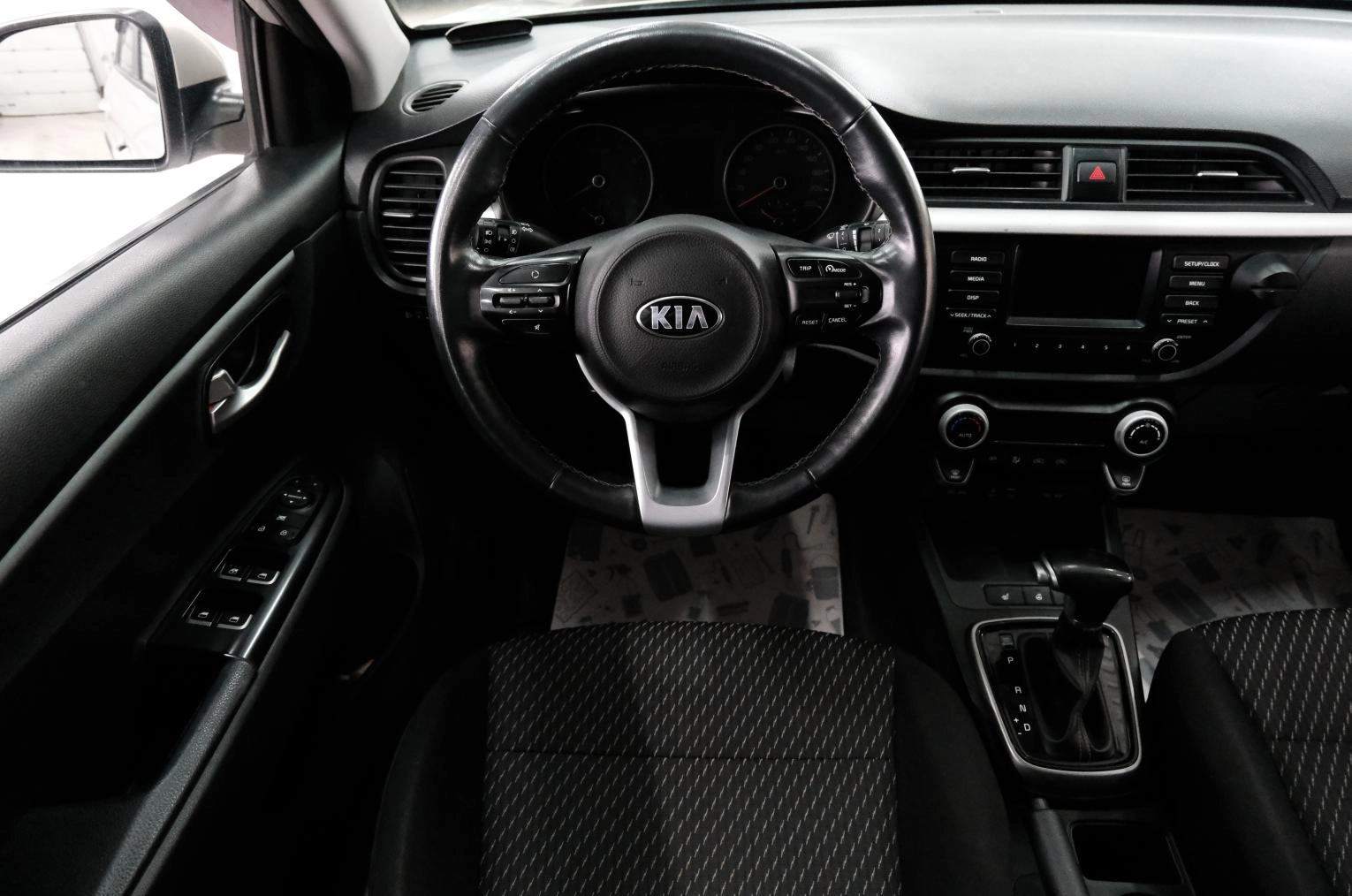 KIA Rio X-Line 11 из 25