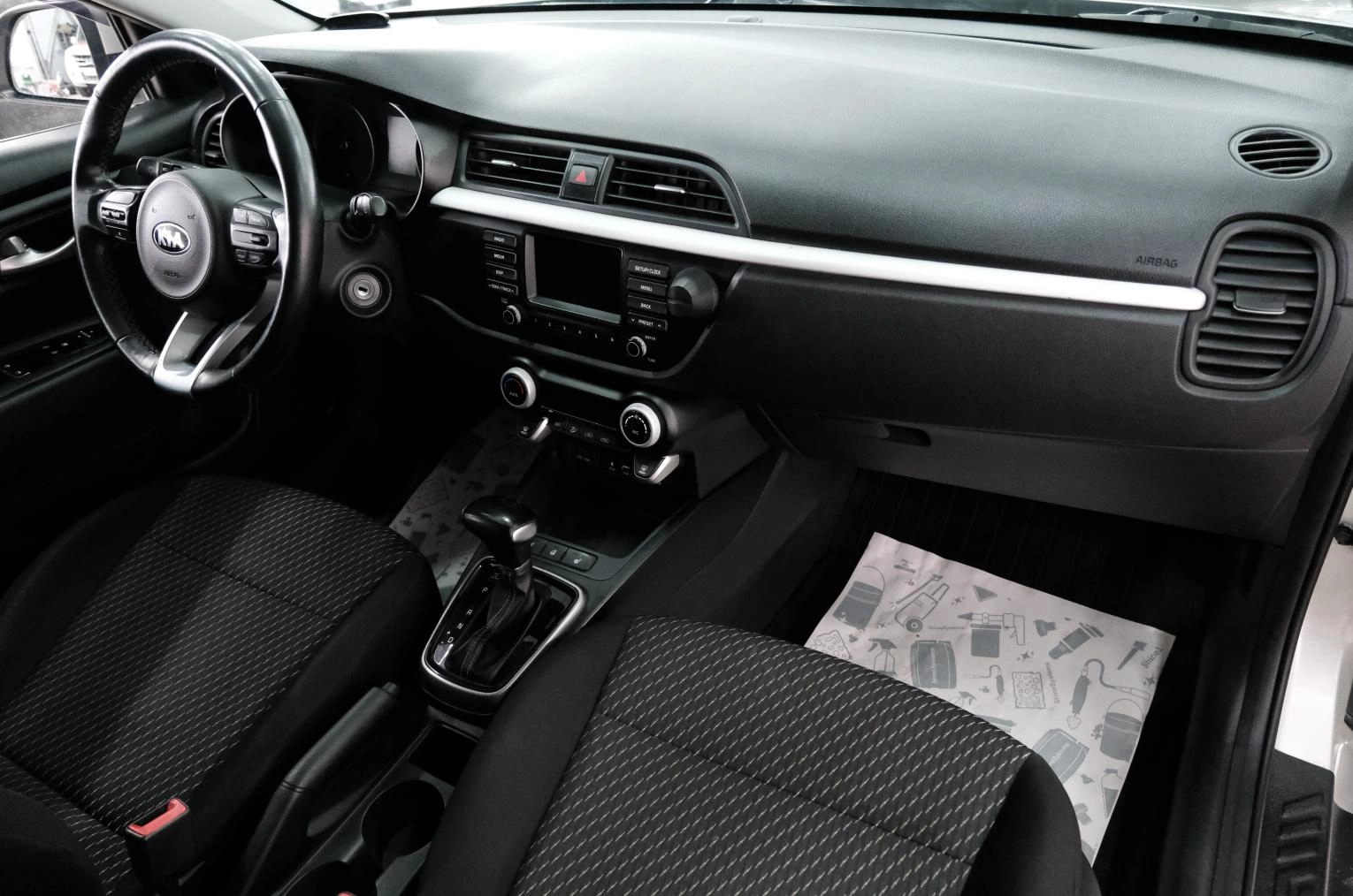 KIA Rio X-Line 20 из 25